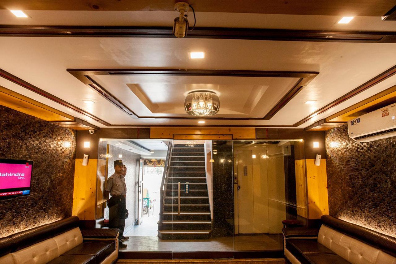 Hotel Welcome Palace Agartala Ngoại thất bức ảnh